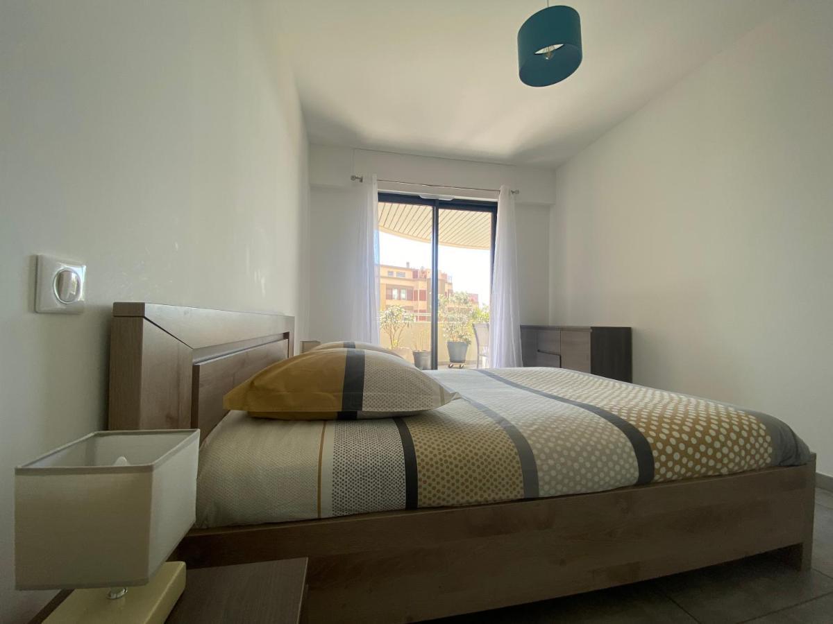 Appartement T2 De Standing Avec Parking A 250 Metres De La Plage, Route Des Sanguinaires, Ajaccio Ajaccio  Exterior photo